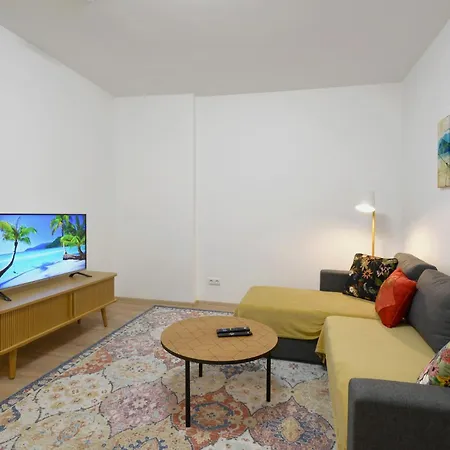 Tammsaare Pesa Apartment